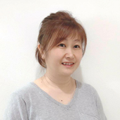 富田伸子|まつ毛エクステ（まつエク）縮毛矯正の事なら、島田市美容室プティシュシュ（島田美容室Petit・chou chou）へ